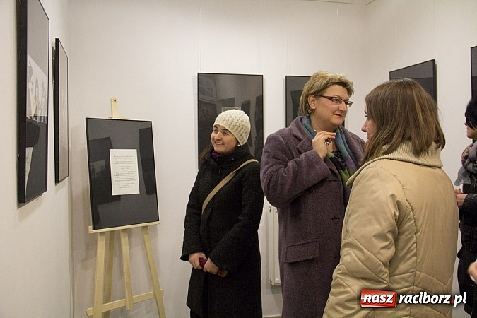 Zdjęcie w galerii na portalu naszraciborz.pl: Licealiści wystawili prace w Czarnym Kocie wiadomości z regionu