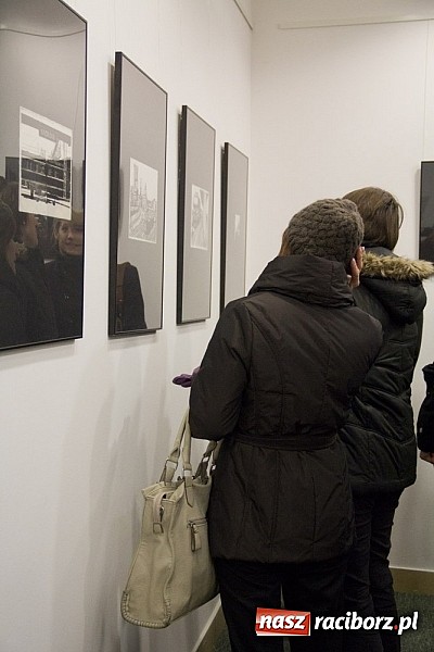 Zdjęcie w galerii na portalu naszraciborz.pl: Licealiści wystawili prace w Czarnym Kocie wiadomości z regionu
