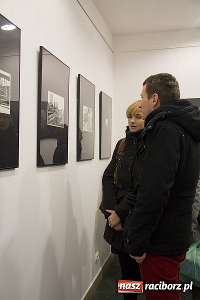 Zdjęcie w galerii na portalu naszraciborz.pl: Licealiści wystawili prace w Czarnym Kocie wiadomości z regionu