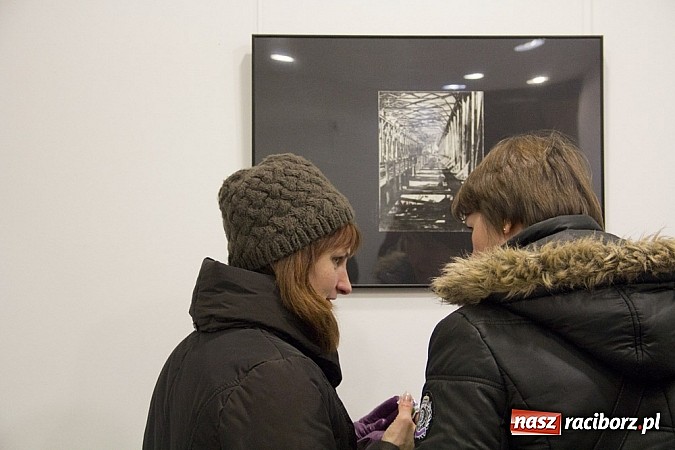 Zdjęcie w galerii na portalu naszraciborz.pl: Licealiści wystawili prace w Czarnym Kocie wiadomości z regionu