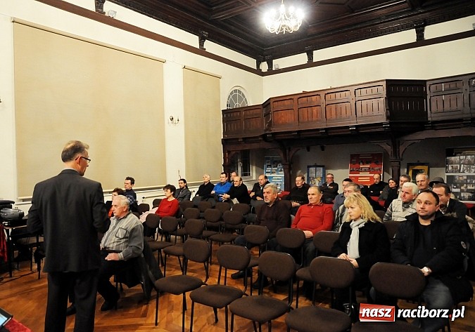 Zdjęcie w galerii na portalu naszraciborz.pl: Tunel przy kebabie, czyli zbudujmy podziemne przejście pod placem Konstytucji 3 Maja wiadomości z regionu