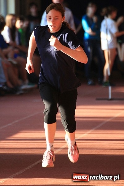 Zdjęcie w galerii na portalu naszraciborz.pl: Gimnazjaliści rywalizowali w ZSOMS wiadomości z regionu