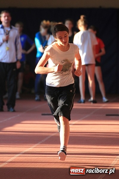 Zdjęcie w galerii na portalu naszraciborz.pl: Gimnazjaliści rywalizowali w ZSOMS wiadomości z regionu