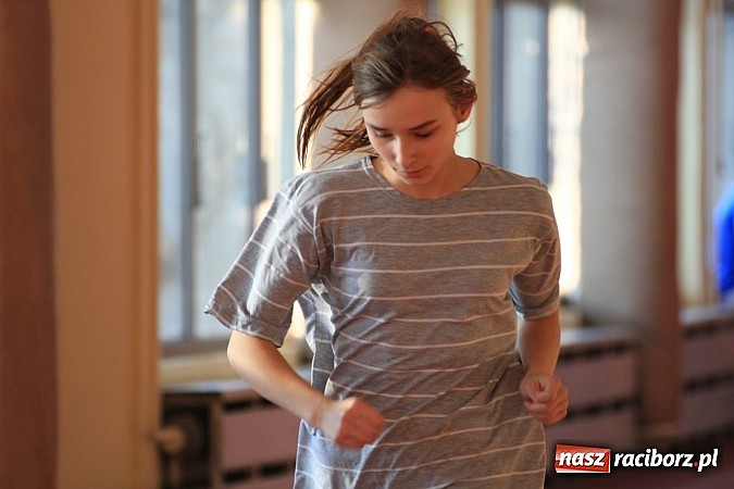 Zdjęcie w galerii na portalu naszraciborz.pl: Gimnazjaliści rywalizowali w ZSOMS wiadomości z regionu