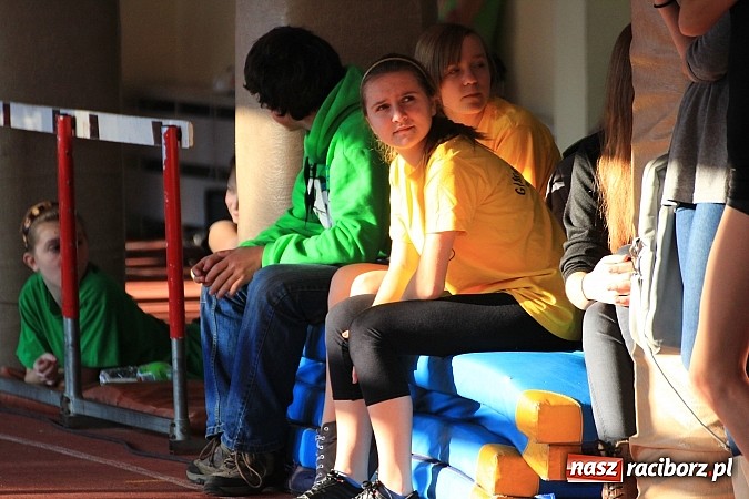 Zdjęcie w galerii na portalu naszraciborz.pl: Gimnazjaliści rywalizowali w ZSOMS wiadomości z regionu