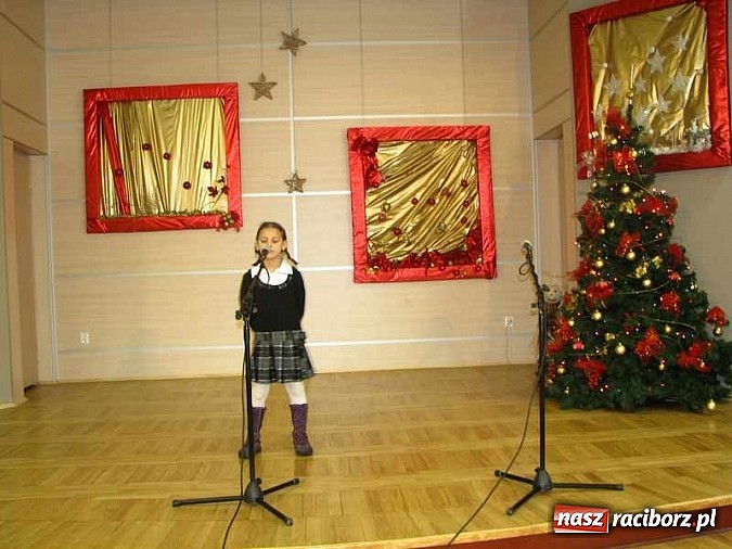 Zdjęcie w galerii na portalu naszraciborz.pl: Przegląd polskich i niemieckich kolęd w Tworkowie wiadomości z regionu