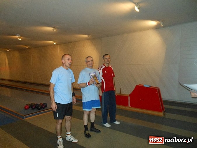 Zdjęcie w galerii na portalu naszraciborz.pl: Mistrzostwa Raciborza w kręgle klasyczne wiadomości z regionu