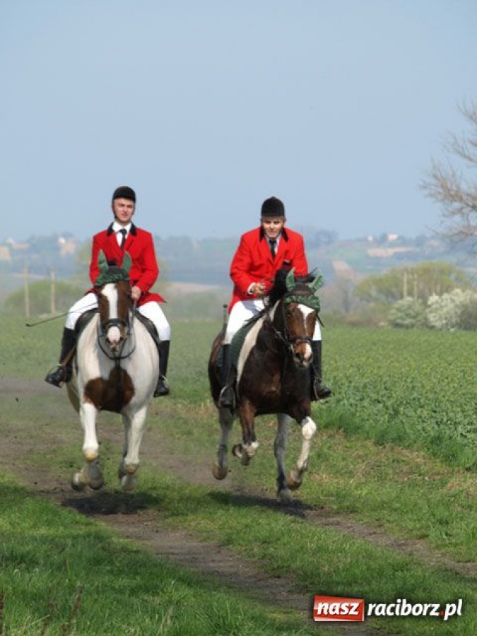 Zdjęcie w galerii na portalu naszraciborz.pl: Bieńkowicki obchód pól wiadomości z regionu