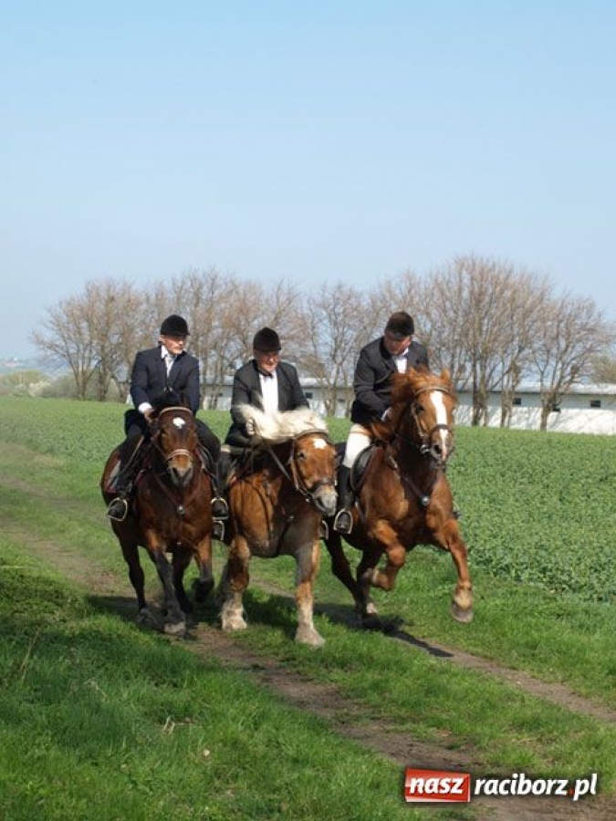Zdjęcie w galerii na portalu naszraciborz.pl: Bieńkowicki obchód pól wiadomości z regionu