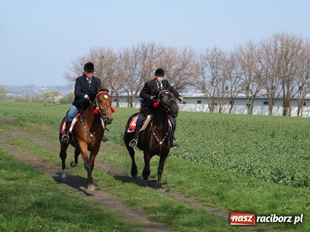 Zdjęcie w galerii na portalu naszraciborz.pl: Bieńkowicki obchód pól wiadomości z regionu