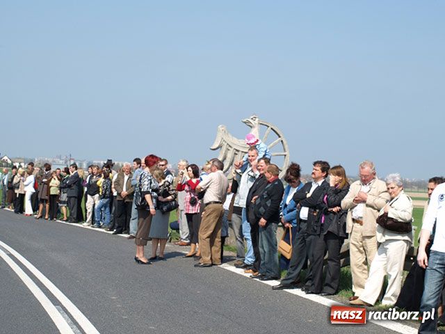 Zdjęcie w galerii na portalu naszraciborz.pl: Bieńkowicki obchód pól wiadomości z regionu