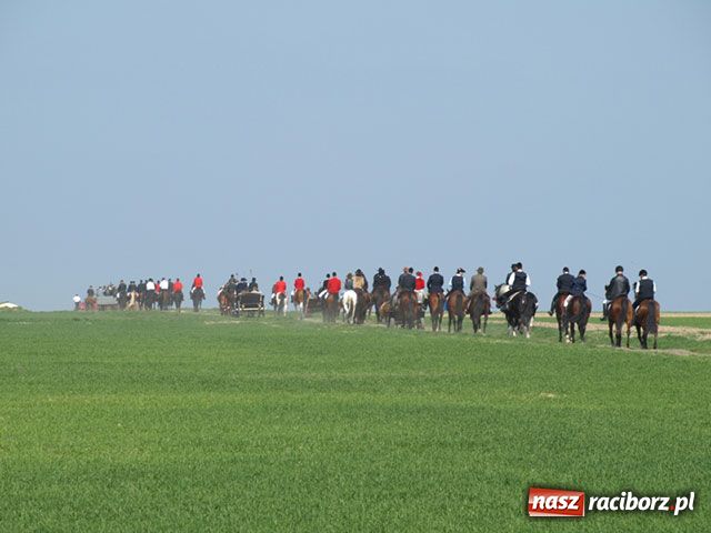 Zdjęcie w galerii na portalu naszraciborz.pl: Bieńkowicki obchód pól wiadomości z regionu