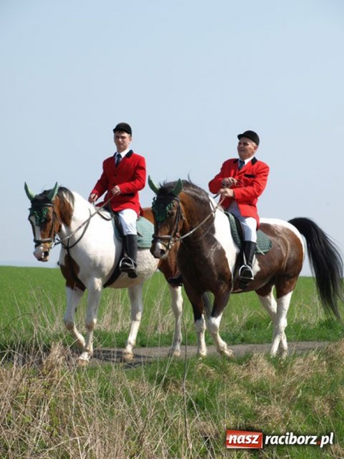Zdjęcie w galerii na portalu naszraciborz.pl: Bieńkowicki obchód pól wiadomości z regionu