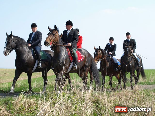 Zdjęcie w galerii na portalu naszraciborz.pl: Bieńkowicki obchód pól wiadomości z regionu