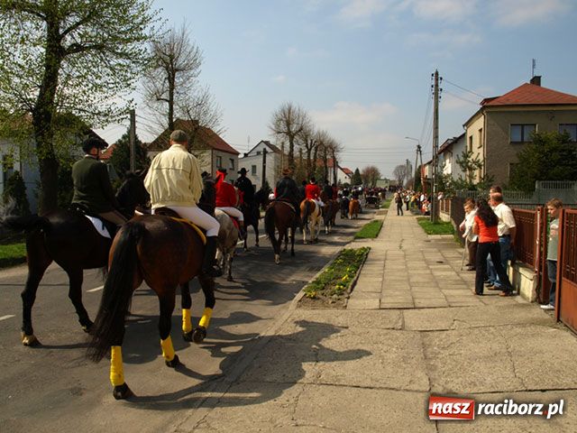 Zdjęcie w galerii na portalu naszraciborz.pl: Bieńkowicki obchód pól wiadomości z regionu