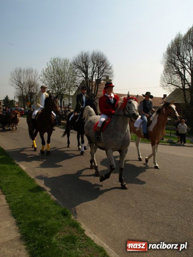 Zdjęcie w galerii na portalu naszraciborz.pl: Bieńkowicki obchód pól wiadomości z regionu
