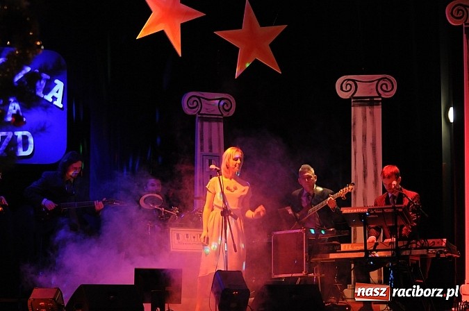 Zdjęcie w galerii na portalu naszraciborz.pl: Dwunasta Gwiazdka Serc już za nami. Ponad trzy godziny przedniej zabawy wiadomości z regionu