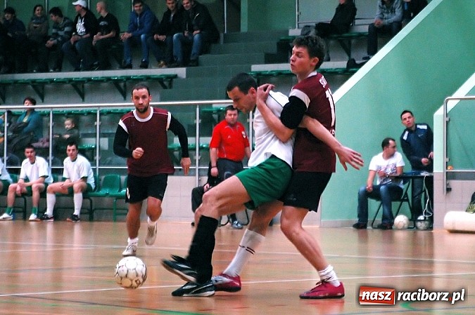 Zdjęcie w galerii na portalu naszraciborz.pl: Grad goli w piątkowych meczach wiadomości z regionu