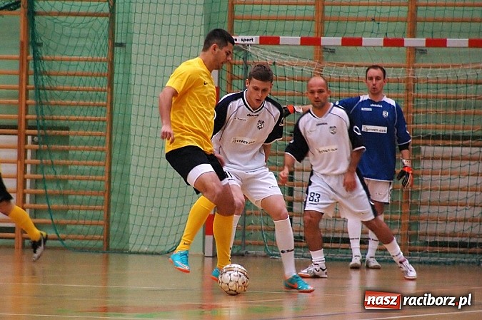 Zdjęcie w galerii na portalu naszraciborz.pl: Grad goli w piątkowych meczach wiadomości z regionu