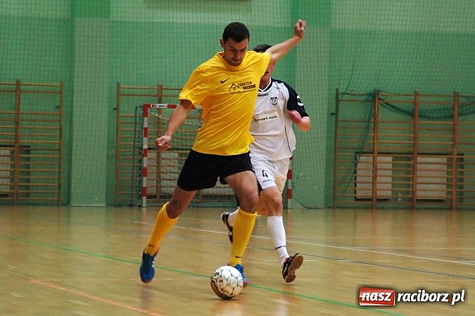 Zdjęcie w galerii na portalu naszraciborz.pl: Grad goli w piątkowych meczach wiadomości z regionu
