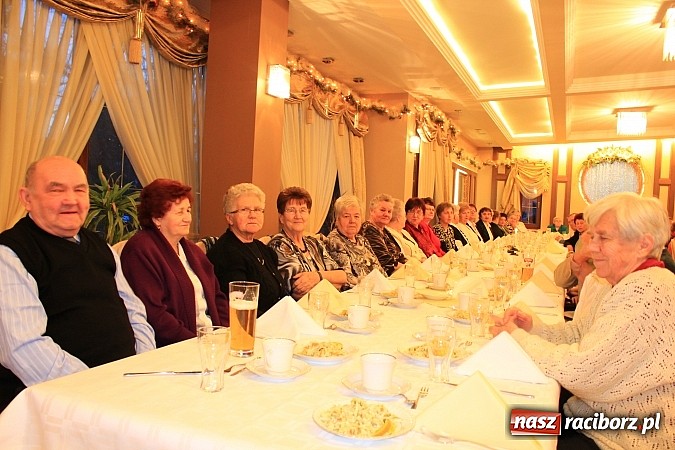Zdjęcie w galerii na portalu naszraciborz.pl: Spotkanie opłatkowe w Krzanowicach wiadomości z regionu