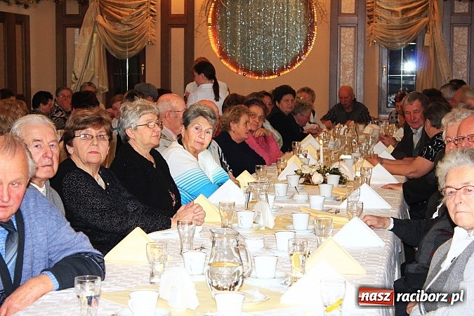 Zdjęcie w galerii na portalu naszraciborz.pl: Spotkanie opłatkowe w Krzanowicach wiadomości z regionu