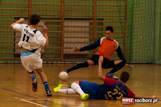 Zdjęcie w galerii na portalu naszraciborz.pl: KS Unia bezkonkurencyjna  w turnieju halowym wiadomości z regionu