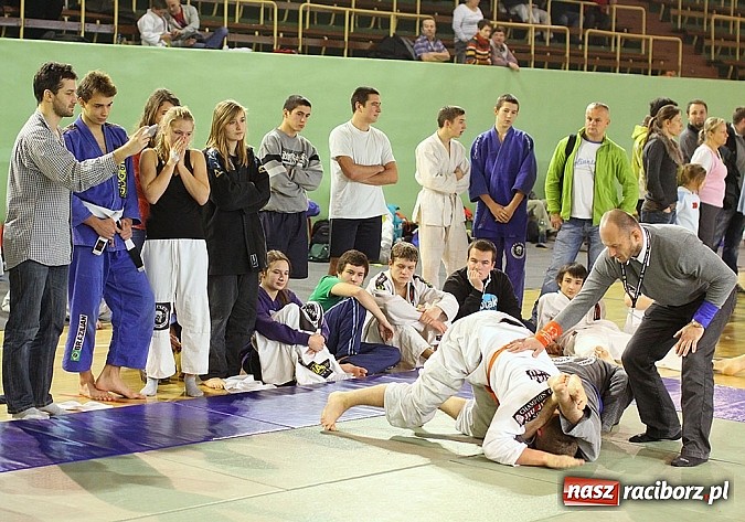 Zdjęcie w galerii na portalu naszraciborz.pl: Młodzi adepci jiu-jitsu walczyli na lidze dzieci i młodzieży w Kuźni Raciborskiej wiadomości z regionu