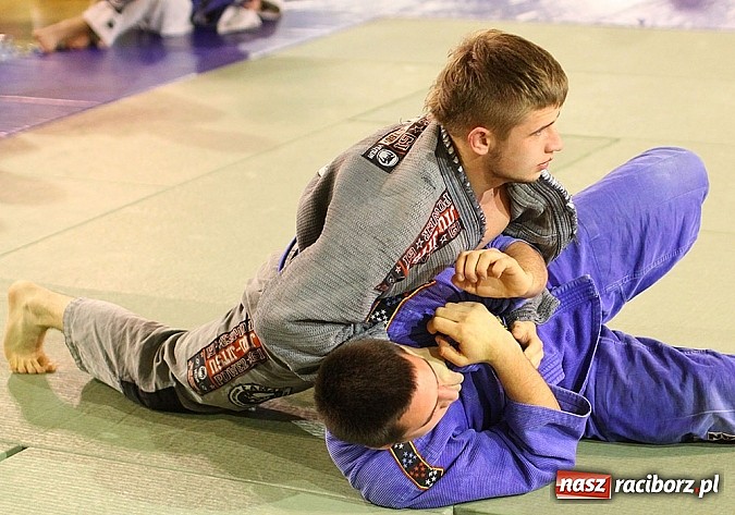 Zdjęcie w galerii na portalu naszraciborz.pl: Młodzi adepci jiu-jitsu walczyli na lidze dzieci i młodzieży w Kuźni Raciborskiej wiadomości z regionu