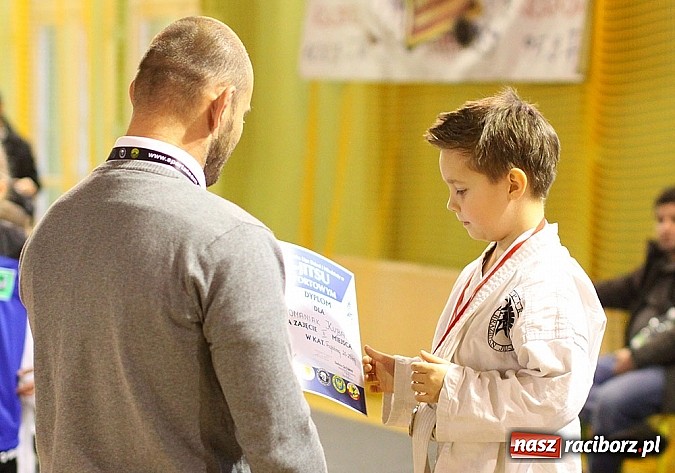 Zdjęcie w galerii na portalu naszraciborz.pl: Młodzi adepci jiu-jitsu walczyli na lidze dzieci i młodzieży w Kuźni Raciborskiej wiadomości z regionu