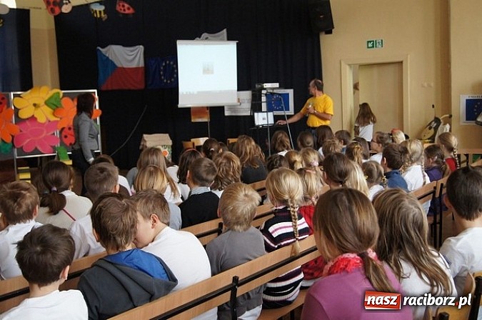 Zdjęcie w galerii na portalu naszraciborz.pl: Mały owad, wielki problem wiadomości z regionu