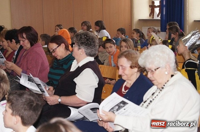 Zdjęcie w galerii na portalu naszraciborz.pl: Mały owad, wielki problem wiadomości z regionu