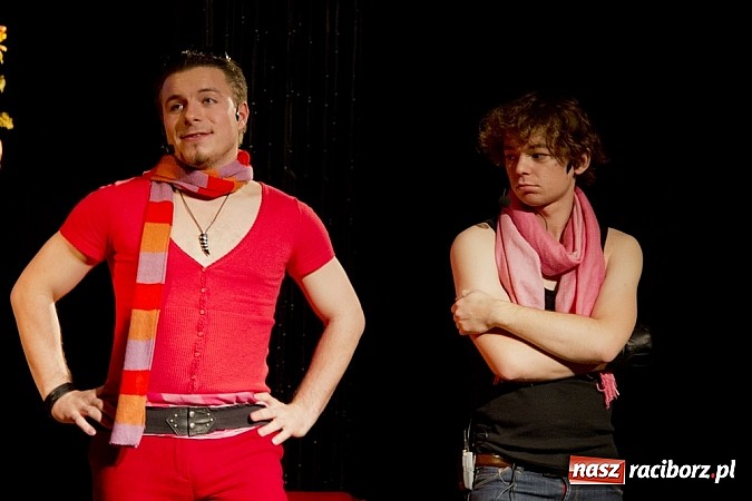 Zdjęcie w galerii na portalu naszraciborz.pl: W MDK-u świętowano 10-lecie grupy Irrealis wiadomości z regionu