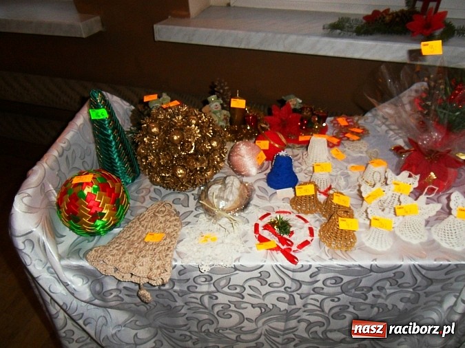 Zdjęcie w galerii na portalu naszraciborz.pl: Kiermasz adwentowy w Rudzie Kozielskiej wiadomości z regionu