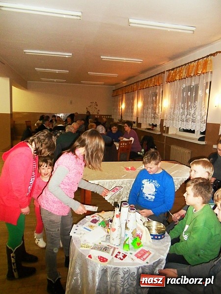 Zdjęcie w galerii na portalu naszraciborz.pl: Kiermasz adwentowy w Rudzie Kozielskiej wiadomości z regionu