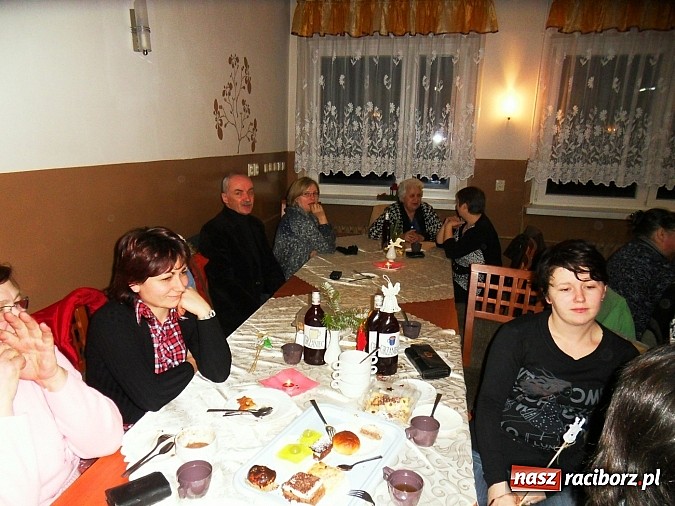 Zdjęcie w galerii na portalu naszraciborz.pl: Kiermasz adwentowy w Rudzie Kozielskiej wiadomości z regionu
