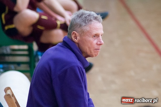 Zdjęcie w galerii na portalu naszraciborz.pl: KMP SMS Hyrbud i Czarne Koszule przełamały złą passę wiadomości z regionu