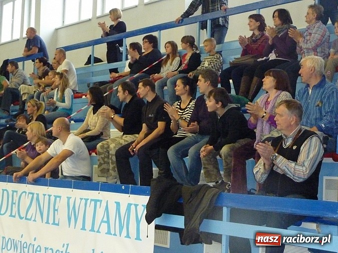 Zdjęcie w galerii na portalu naszraciborz.pl: Pływanie: Międzynarodowy Mikołaj na pływalni SMS-u wiadomości z regionu