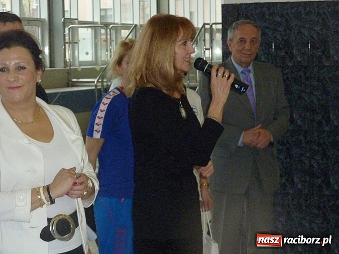 Zdjęcie w galerii na portalu naszraciborz.pl: Pływanie: Międzynarodowy Mikołaj na pływalni SMS-u wiadomości z regionu