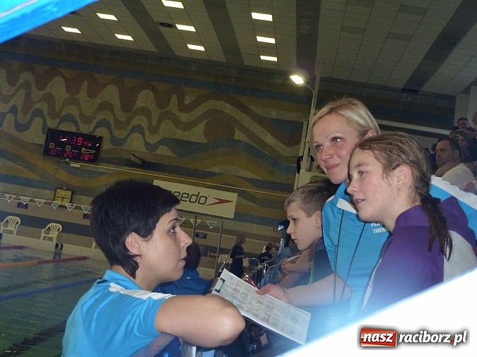 Zdjęcie w galerii na portalu naszraciborz.pl: Pływanie: Międzynarodowy Mikołaj na pływalni SMS-u wiadomości z regionu