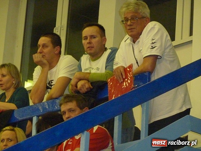 Zdjęcie w galerii na portalu naszraciborz.pl: Pływanie: Międzynarodowy Mikołaj na pływalni SMS-u wiadomości z regionu