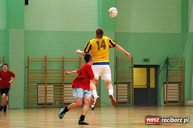 Zdjęcie w galerii na portalu naszraciborz.pl: HLPN: Nerwowo i czerwono w meczu ProAktywnych.com wiadomości z regionu