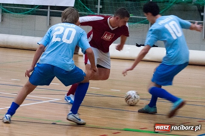 Zdjęcie w galerii na portalu naszraciborz.pl: HLPN: Nerwowo i czerwono w meczu ProAktywnych.com wiadomości z regionu