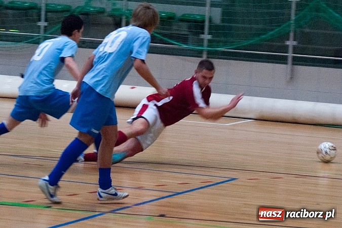 Zdjęcie w galerii na portalu naszraciborz.pl: HLPN: Nerwowo i czerwono w meczu ProAktywnych.com wiadomości z regionu