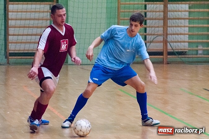 Zdjęcie w galerii na portalu naszraciborz.pl: HLPN: Nerwowo i czerwono w meczu ProAktywnych.com wiadomości z regionu