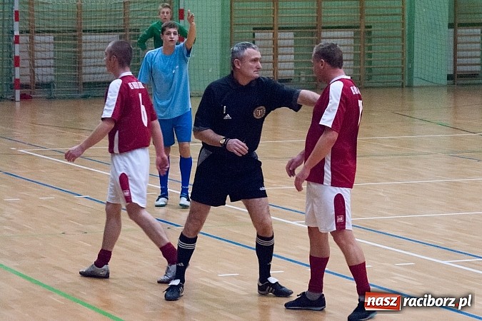 Zdjęcie w galerii na portalu naszraciborz.pl: HLPN: Nerwowo i czerwono w meczu ProAktywnych.com wiadomości z regionu