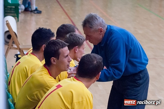 Zdjęcie w galerii na portalu naszraciborz.pl: HLPN: Nerwowo i czerwono w meczu ProAktywnych.com wiadomości z regionu