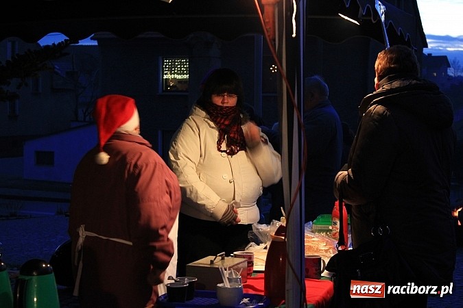 Zdjęcie w galerii na portalu naszraciborz.pl: Weihnachtsmarkt w Tworkowie wiadomości z regionu