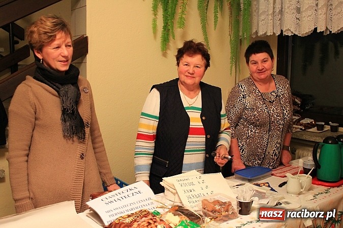 Zdjęcie w galerii na portalu naszraciborz.pl: Weihnachtsmarkt w Tworkowie wiadomości z regionu