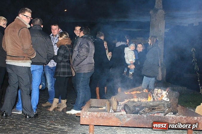 Zdjęcie w galerii na portalu naszraciborz.pl: Weihnachtsmarkt w Tworkowie wiadomości z regionu